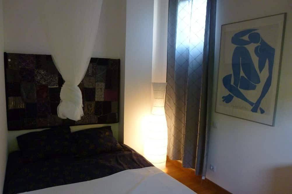 Maison Familiale, Grand Jardin, 2' à pied de la piscine à Alet les bains aude in Alet-les-Bains, Région de Limoux