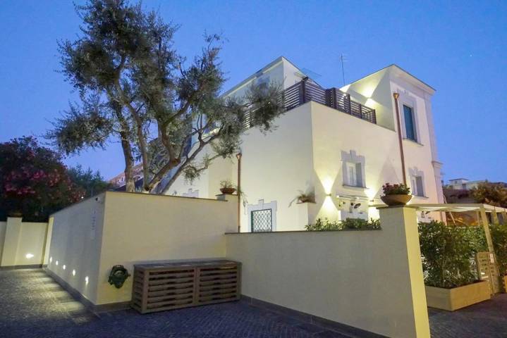 Appartamento per 3 persone, con Balcone e Terrazza nonché Giardino a San Giorgio a Cremano