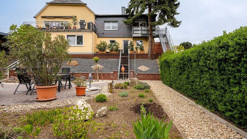 Ferienwohnung für 4 Personen, mit Garten und Terrasse in Neumagen-Dhron
