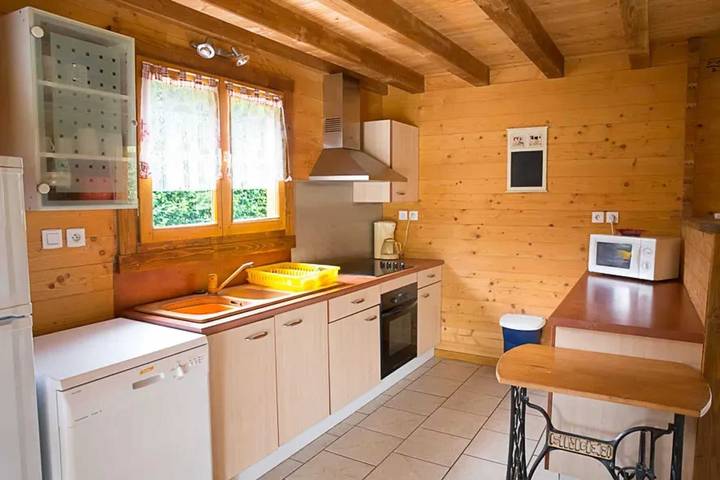 Gîte pour 10 personnes, avec jardin, animaux acceptés à Le Tholy - 4