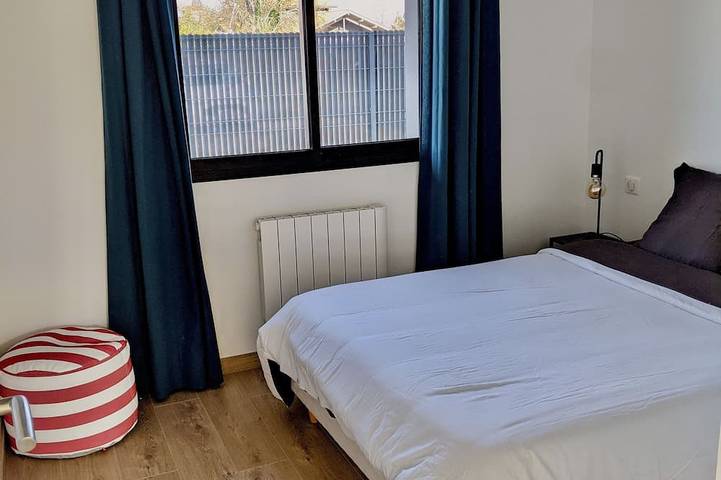 Location de vacances pour 6 personnes, avec terrasse et jardin à Angresse - 4