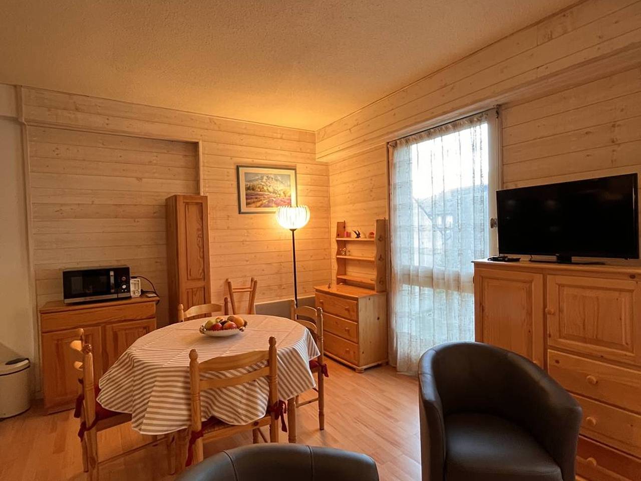 Ganze Wohnung, Großes Studio im Zentrum 4-6 Pers, Nahegelegener Parkplatz in Cauterets, Nationalpark Pyrenäen