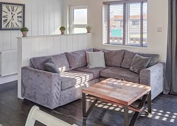 Holiday Rental for 6 People in Greenham, West Berkshire, Photo 2