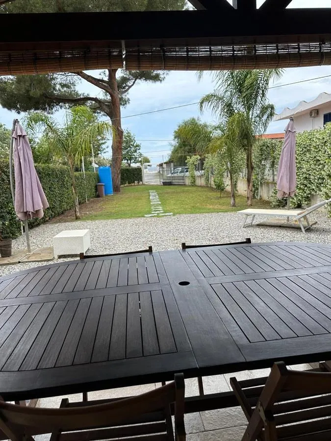 Villa per 11 persone, con panorama e piscina nonché giardino, adatto a famiglie con bambini - 1