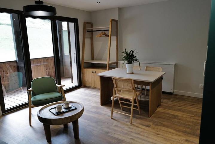 Gîte pour 2 personnes, avec jardin et vue, animaux acceptés à Aillon-le-Jeune - 4