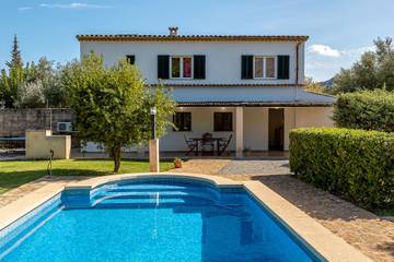 Chalet in Pollença, Serra de Tramuntana für 4 