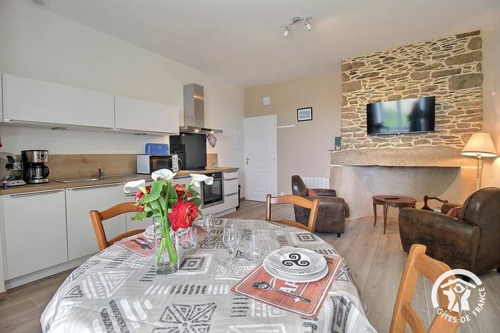 Gîte pour 2 personnes, avec jardin à Lanmodez - 3