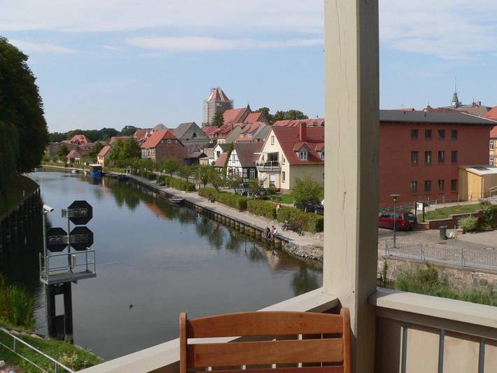 Ferienhaus für 3 Personen, mit Seeblick und Terrasse sowie Ausblick am Plauer See - 2