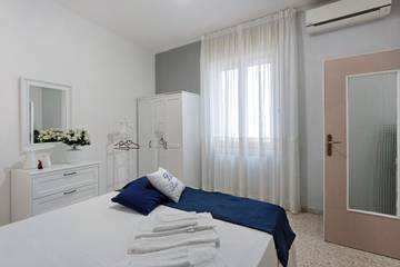 Bed And Breakfast for 4 People in Castellammare di Stabia, Campania, Photo 4