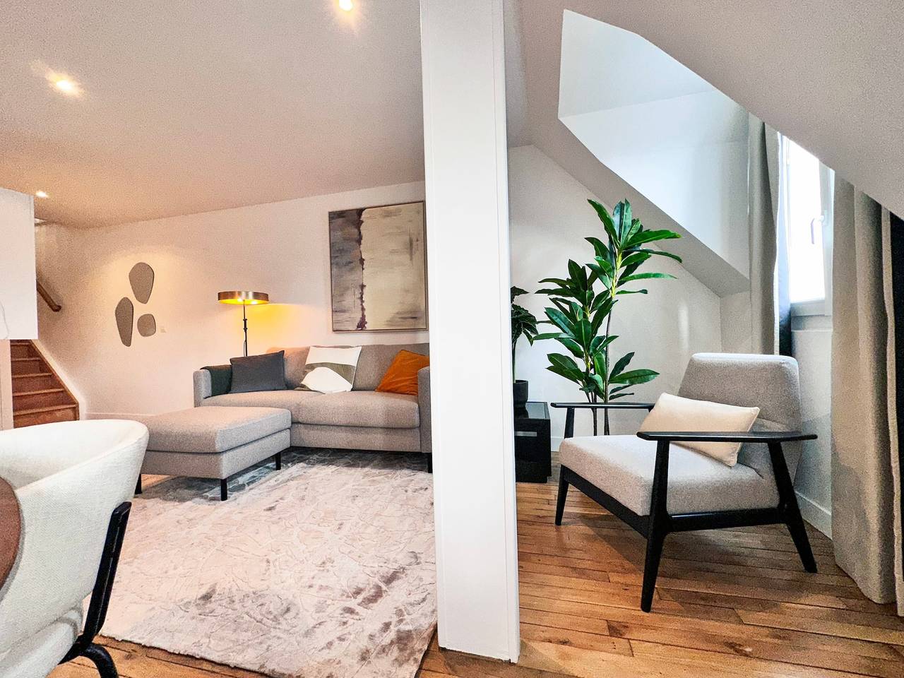 Entire apartment, Copernic Line Elegant 3Br Apartment in Paris in Eiffel Tower, Paris