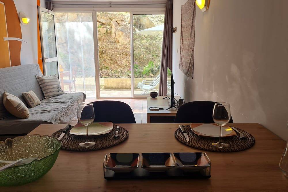 Appartamento intero, Piacevole appartamento con aria condizionata residence *** piscina, mare a piedi in Serra di Ferro, Ajaccio e dintorni