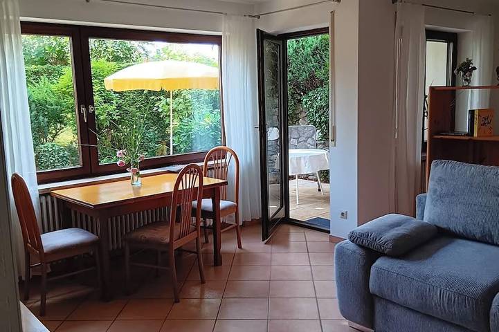 Apartamento entero, Alexa, the cozy bright vacation apartment in Überlingen, 10 minutes walk to the lake in Überlingen, Region Bodensee-Oberschwaben
