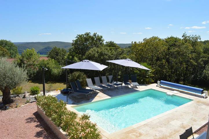 Location de vacances pour 8 personnes, avec piscine ainsi que jardin et vue à Cajarc - 2