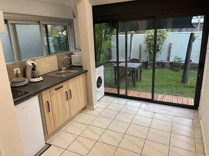 Gîte pour 2 personnes, avec jardin dans Plage de Trou d'eau - 2