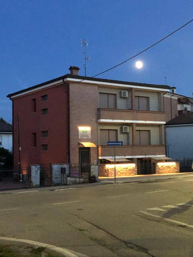 B&b per 2 persone, con terrazza e panorama in Occhiobello