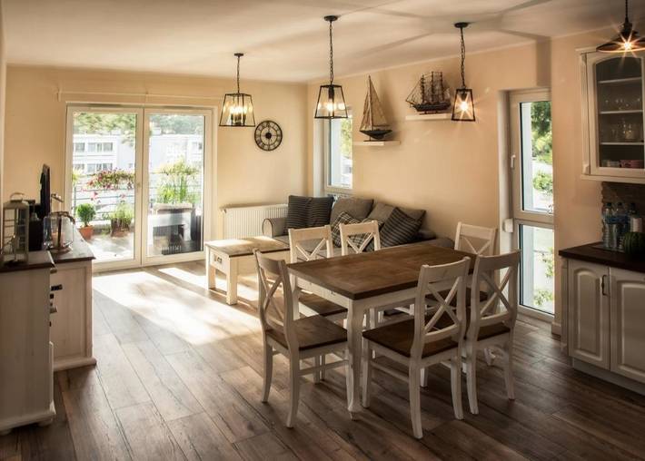 Ferienwohnung für 7 Personen, mit Terrasse und Ausblick - 1