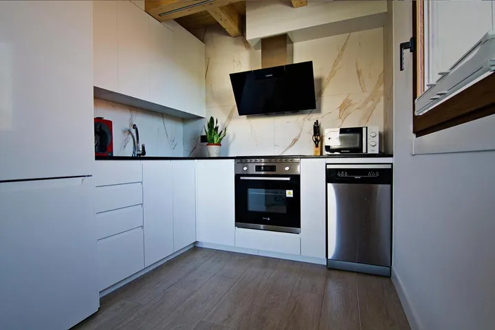 Apartamento de vacaciones para 6 personas, con terraza y vistas - 1