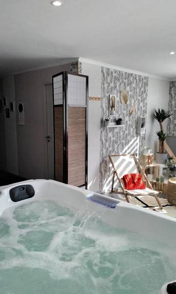 Gîte pour 5 personnes, avec jacuzzi et terrasse à Ramonchamp