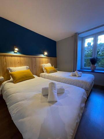 Gîte pour 2 personnes, avec Terrasse ainsi que Jardin et Vue à Condat - 2