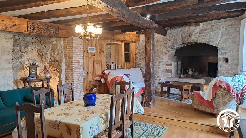 Gîte pour 2 personnes, avec terrasse, animaux acceptés à Milhars - 4