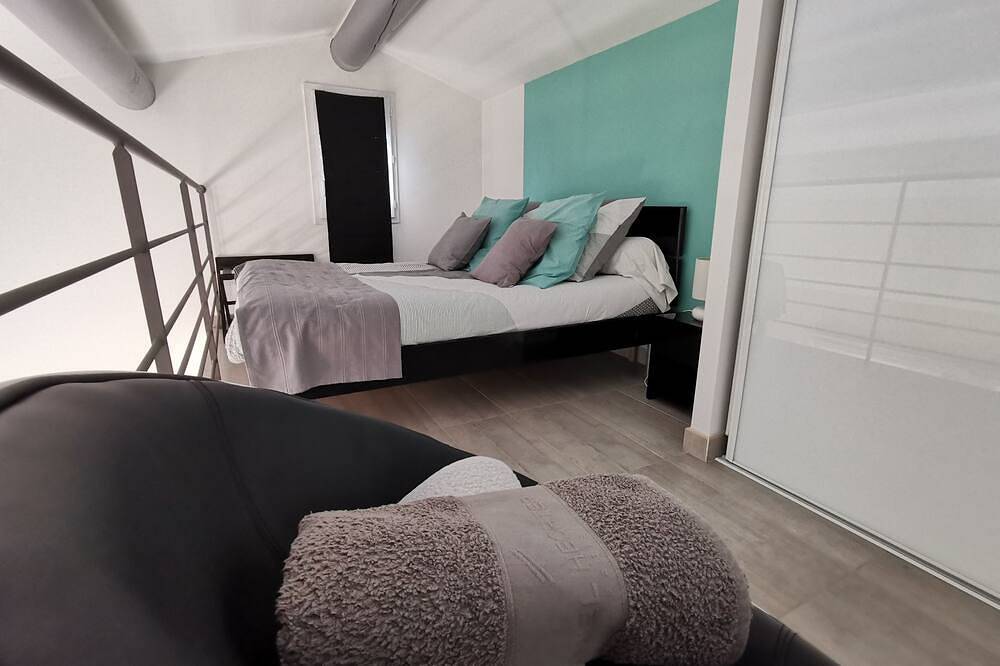 Vaison la Romaine Gîte 3* climatisé avec piscine chauffée et Spa in Vaison-la-Romaine, Parc naturel régional du Mont-Ventoux