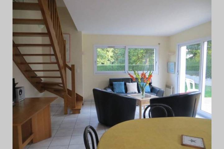 Location de vacances pour 7 personnes, avec terrasse et jardin, adapté aux familles à Beg Meil - 3