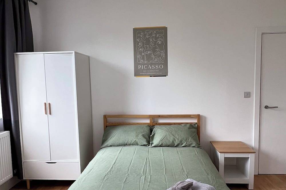 Hel leilighet, Newly furnished studio in Borehamwood in Elstree and Borehamwood, Hertfordshire