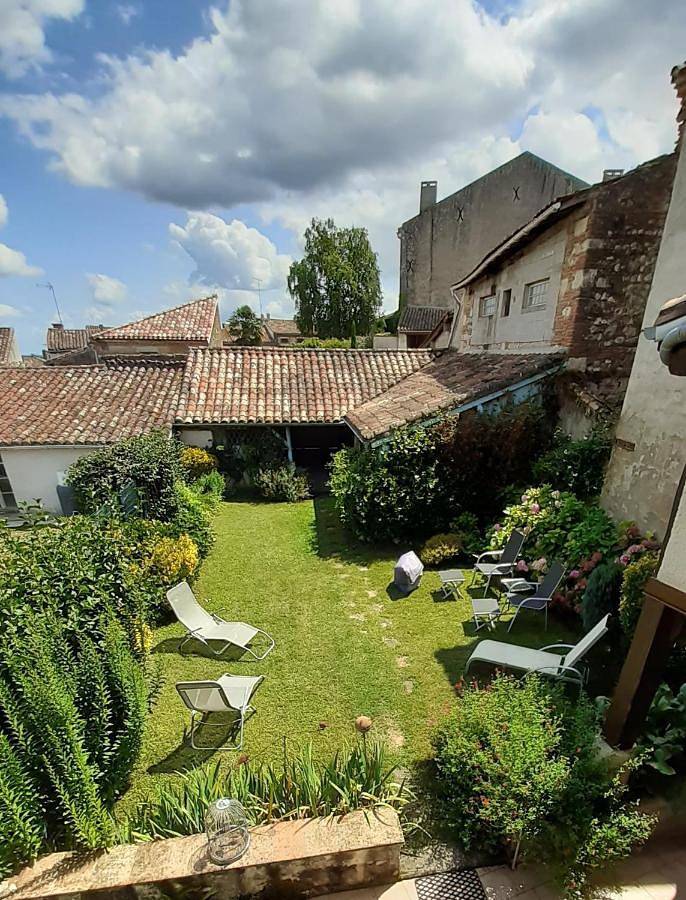 Four-Bedroom House in Auvillar, Tarn-et-Garonne