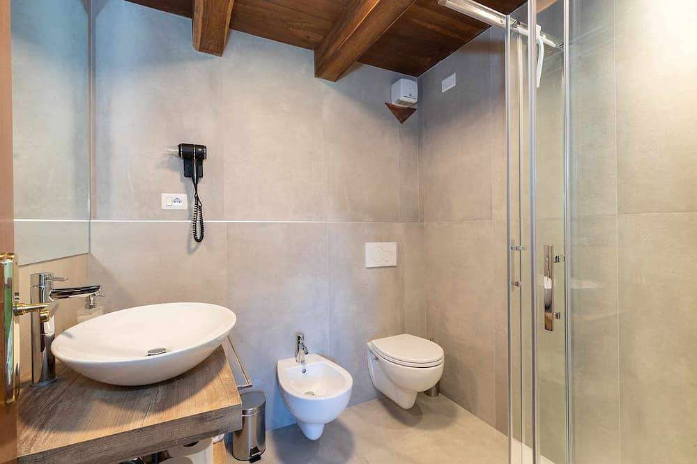 Entire apartment, Turchese studio loft valley view in Spello, Perugia Province