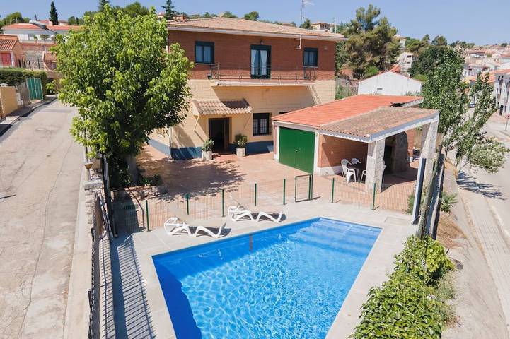 Casa de vacaciones para 13 personas, con terraza - 1
