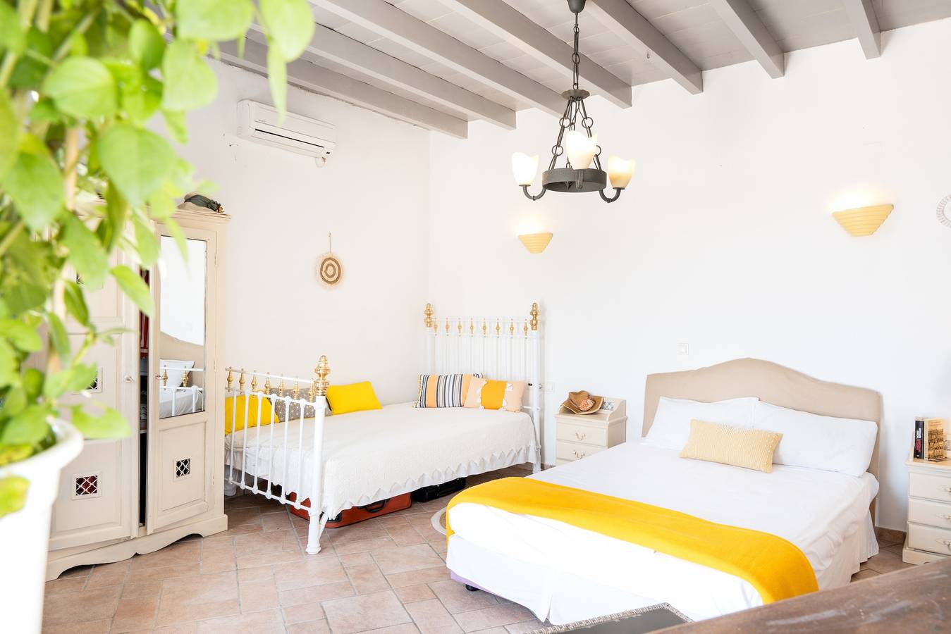 Appartamento "Kimolos" pet-friendly con vista mare e idromassaggio in Sikinos