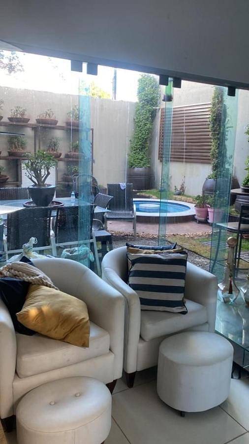 Casas e apartamentos de temporada para 2 pessoas, com piscina e jardim em Tocantins