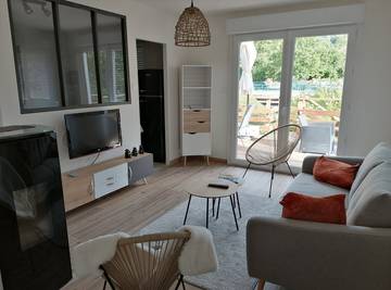 Gîte pour 6 personnes, avec balcon et jardin dans Saut Du Bouchot