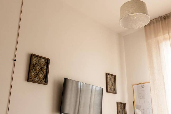 Entire apartment, Garibaldi - Bright & cozy 1 Br in the heart of Brera in Milan, Milan Province