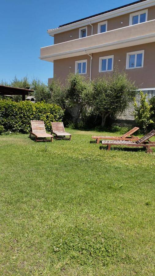 Villa per 6 persone, con panorama e giardino a Paestum