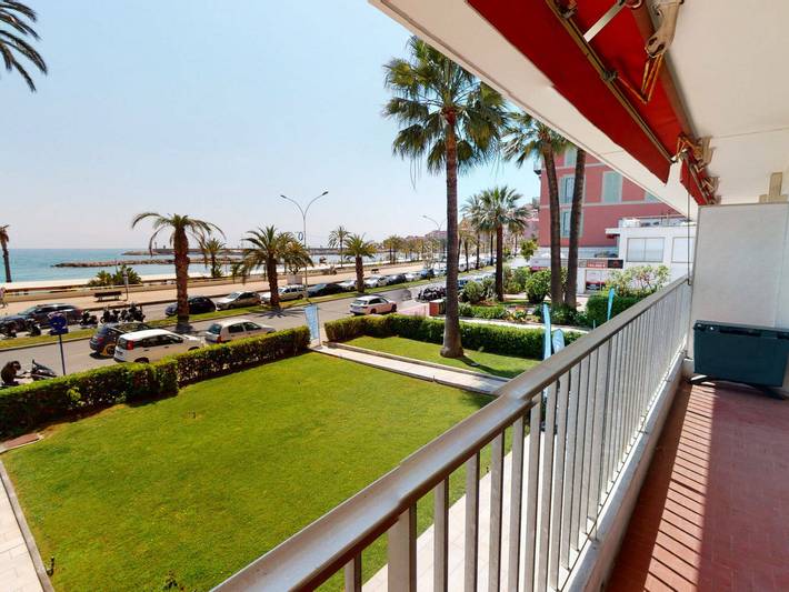 Vacation rental for 4 people, with Balcony and Terrace in Menton