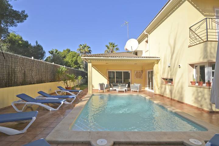 Finca mit Pool für 8 Personen, mit Terrasse und Garten in Can Picafort - 4