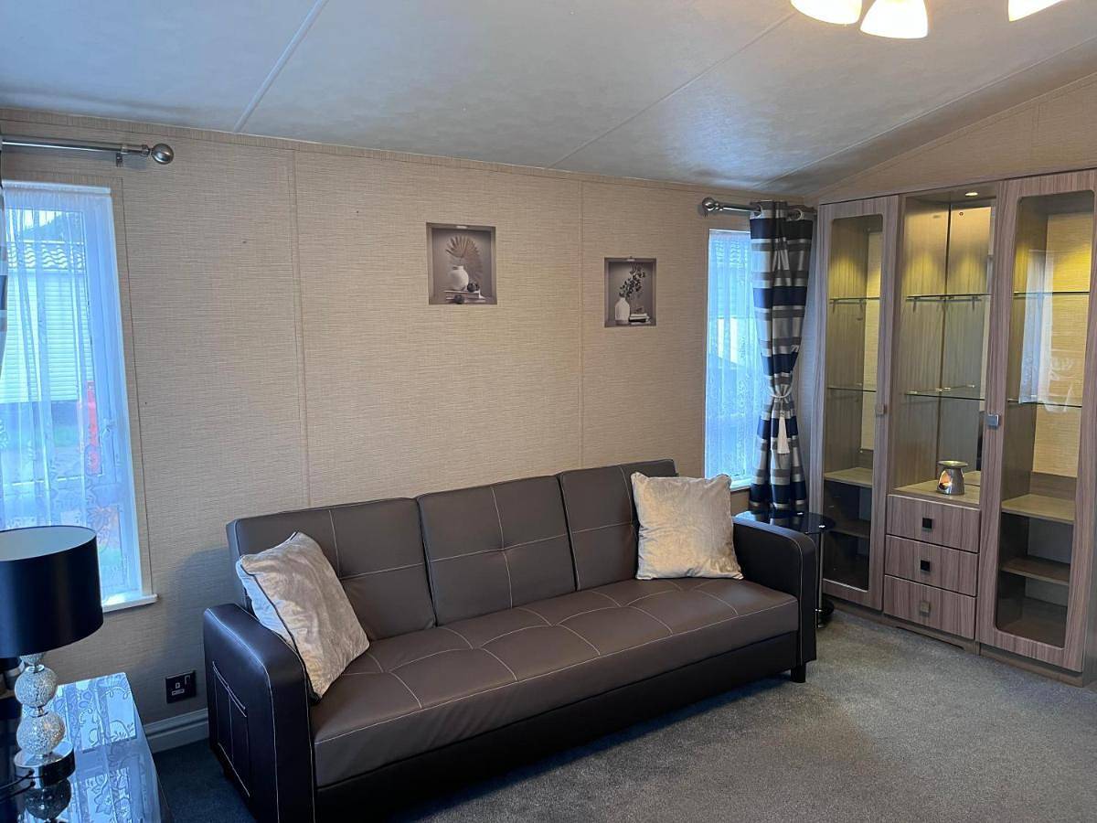 Mobile Home in Northampton, Northamptonshire