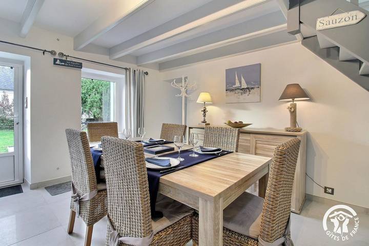 Gîte pour 6 personnes, avec jardin et terrasse à Sauzon - 4