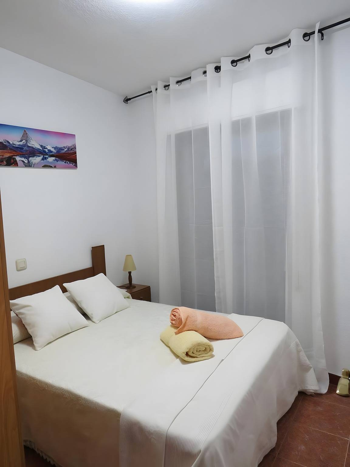 Appartement entier, Appartement 'El Portal De Beni 1' avec balcon, Wi-Fi et climatisation in Pedro Bernardo, Valle del Tiétar