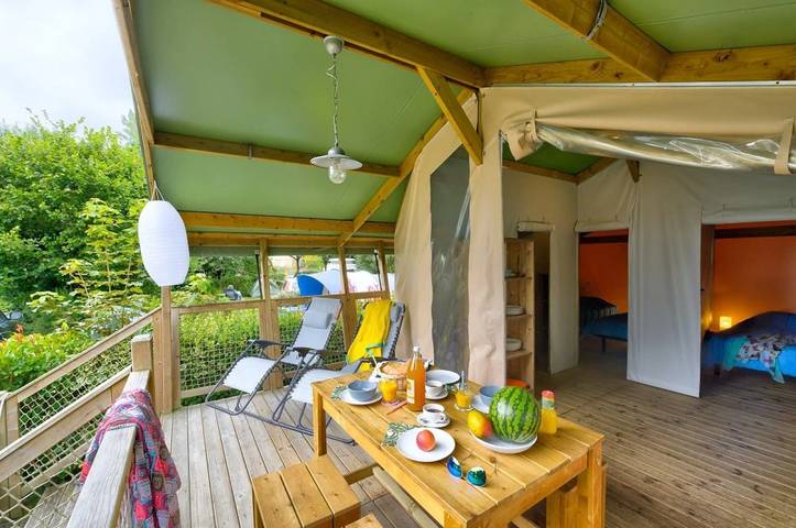Tente pour 4 personnes, avec bassin pour enfant en Bretagne - 2