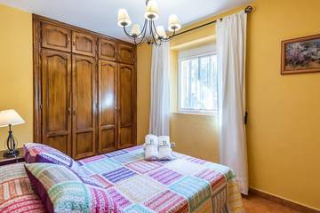 Villa für 38 Personen in Málaga (Este), Malaga, Bild 2