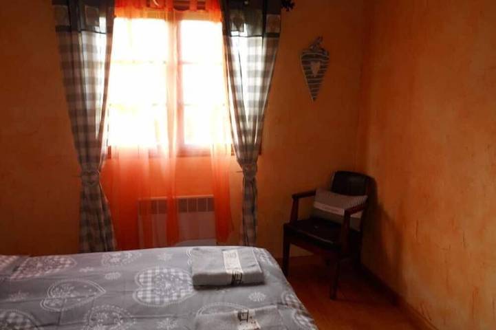 Gîte pour 8 personnes, avec jardin et balcon à Bogève - 2