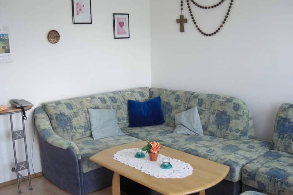 Apartamento inteiro, Apartamento de cobertura com varanda in Mahring, Baviera Oriental