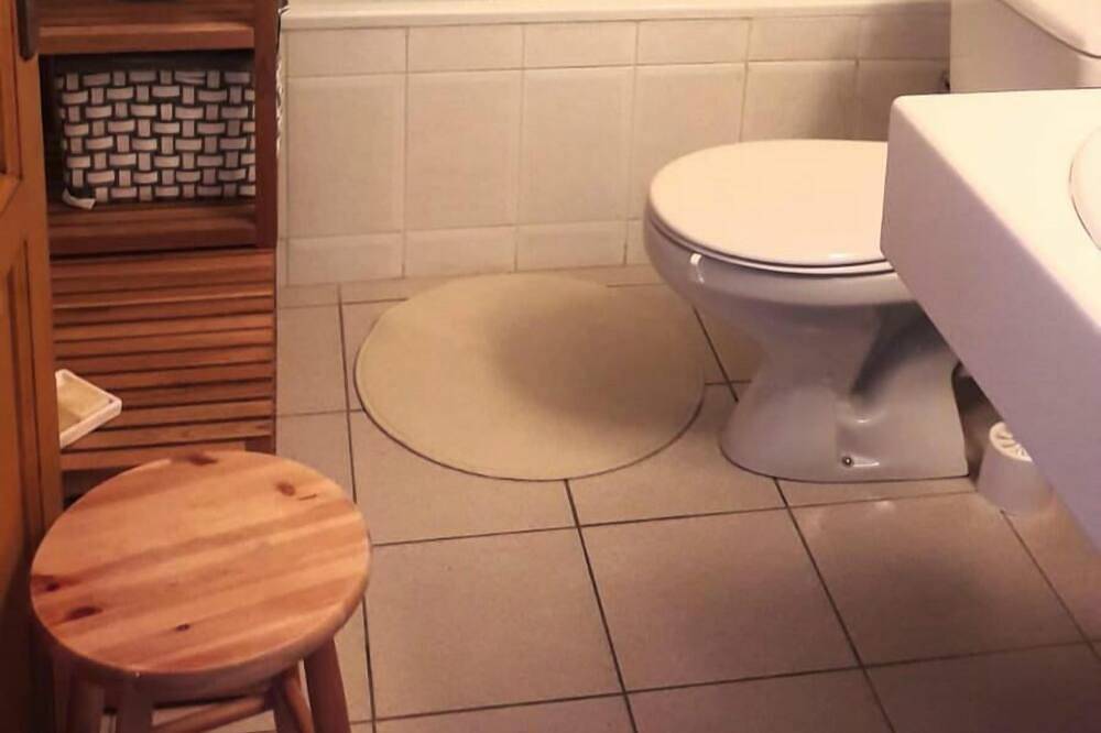 Entire apartment, Enveitg I -Montana Park in Enveitg, Prades region