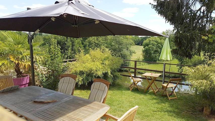 Location de vacances pour 4 personnes, avec Terrasse et Jardin à Beaumont-sur-Sarthe
