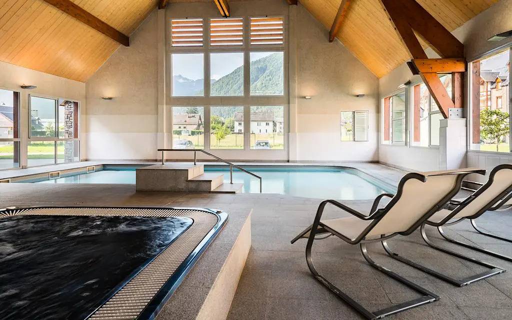 Appartement entier, 2 Pièces 4 Personnes in Luchon-Superbagnères, Saint-Mamet