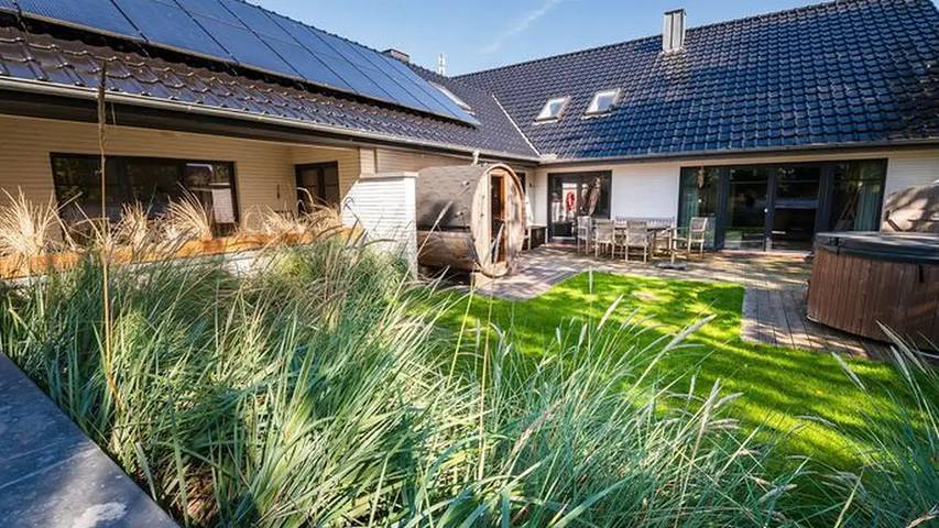 Ferienhaus für 11 Personen, mit Terrasse und Garten sowie Sauna in Nordstrand