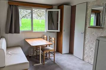 Mobil Home pour 5 Personnes dans Le Buisson-de-Cadouin, Périgord Pourpre, Photo 4