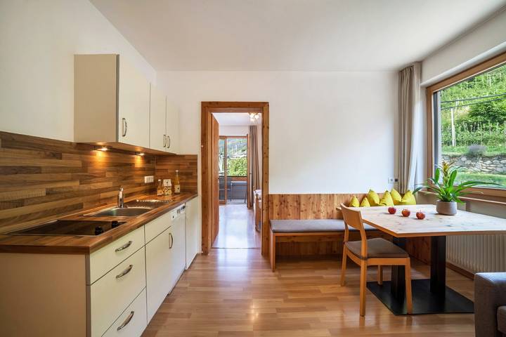 Ferienwohnung für 4 Personen, mit Balkon und Whirlpool in Südtirol - 3